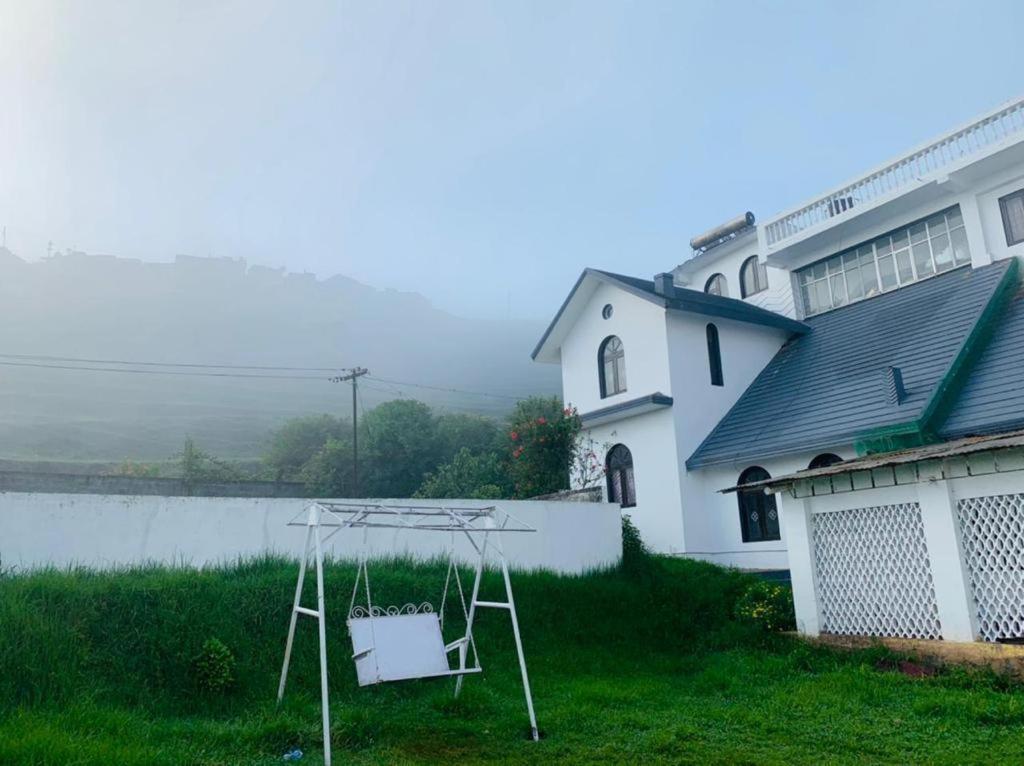 Hotel Bob Lesiure à Ooty Extérieur photo